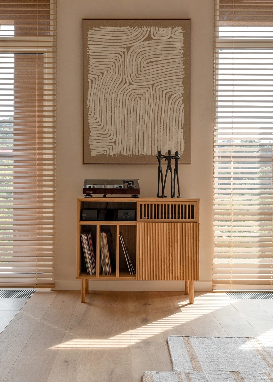 索契84平米公寓,在质朴中感受生活之静丨尼基塔·科兹洛夫（Nikita Kozlov）-12