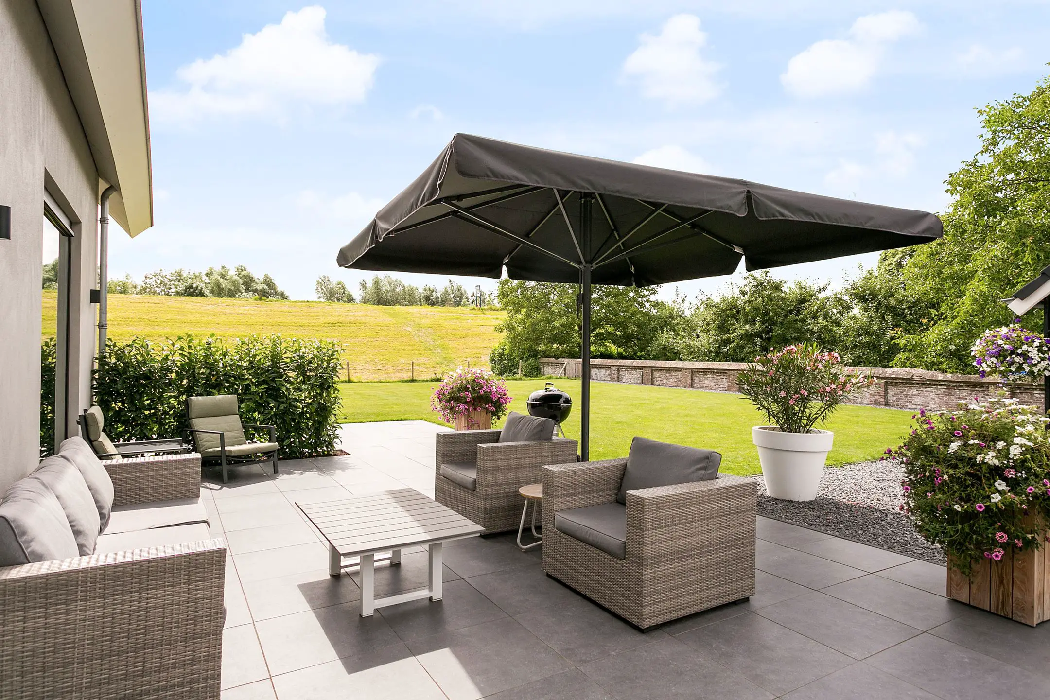 荷兰明亮当代住宅,设计感与自然和谐共生-19