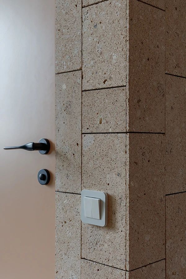 48㎡独居老人的彩色魔盒丨DVEKATI 团队-15