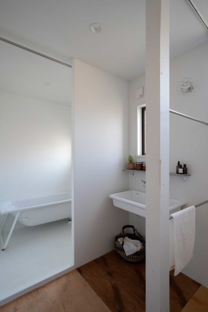 築約30年の家をリノベーション 好きな時代のテイストでまとめられた室内空間 | Style of Life | 100%LiFE-7