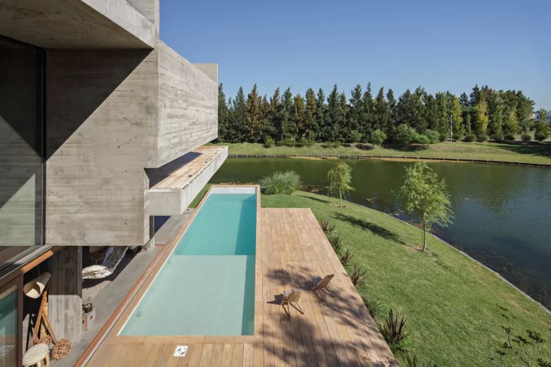 ATV Arquitectos 的光影建筑艺术-16