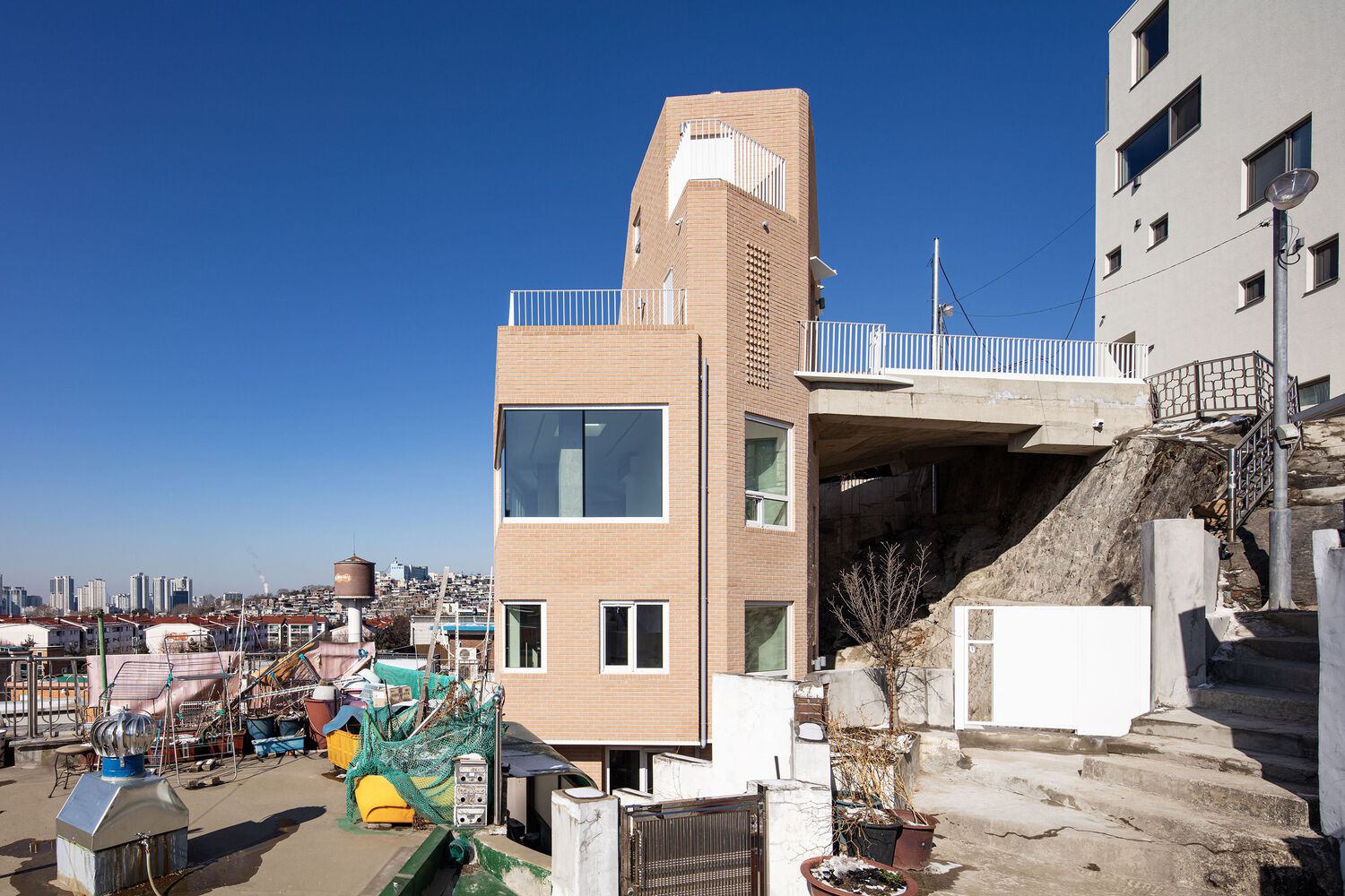 首尔山间“飞翔仙女屋”丨KoreaSeoul-0