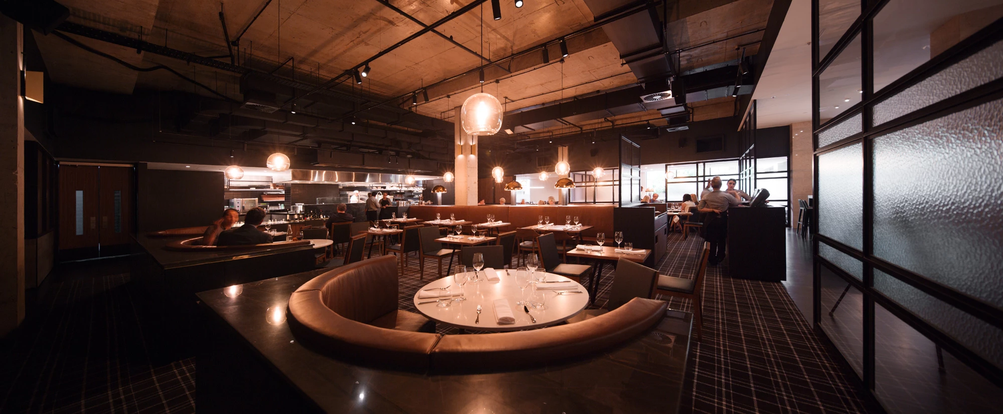 Landini Associates 重塑 Adelaide Hilton 酒店餐厅设计-9