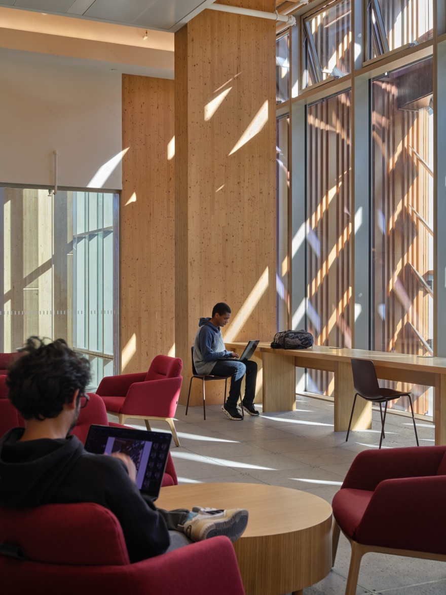 林伯洛斯特庄园(注:Limberlost可能是特定的名称,这里Place可理解为庄园、地方等,若有更具体背景信息,翻译可能更精准) 丨加拿大多伦多-36