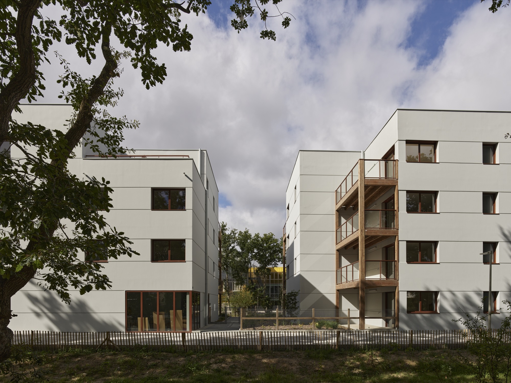 45 Housing Units in Nantes / a/LTA-14
