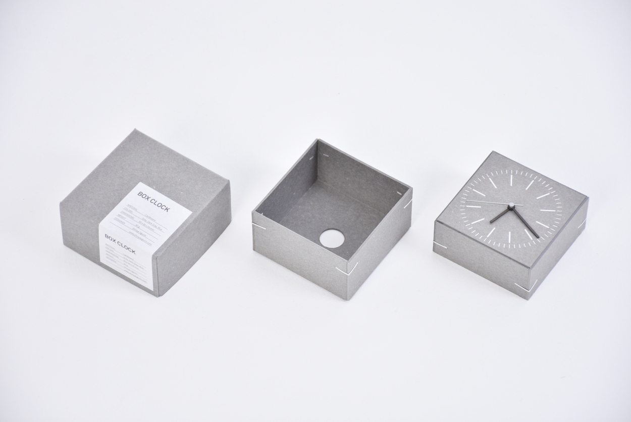 Oguchi 设计的褶皱纸板架和盒钟-9