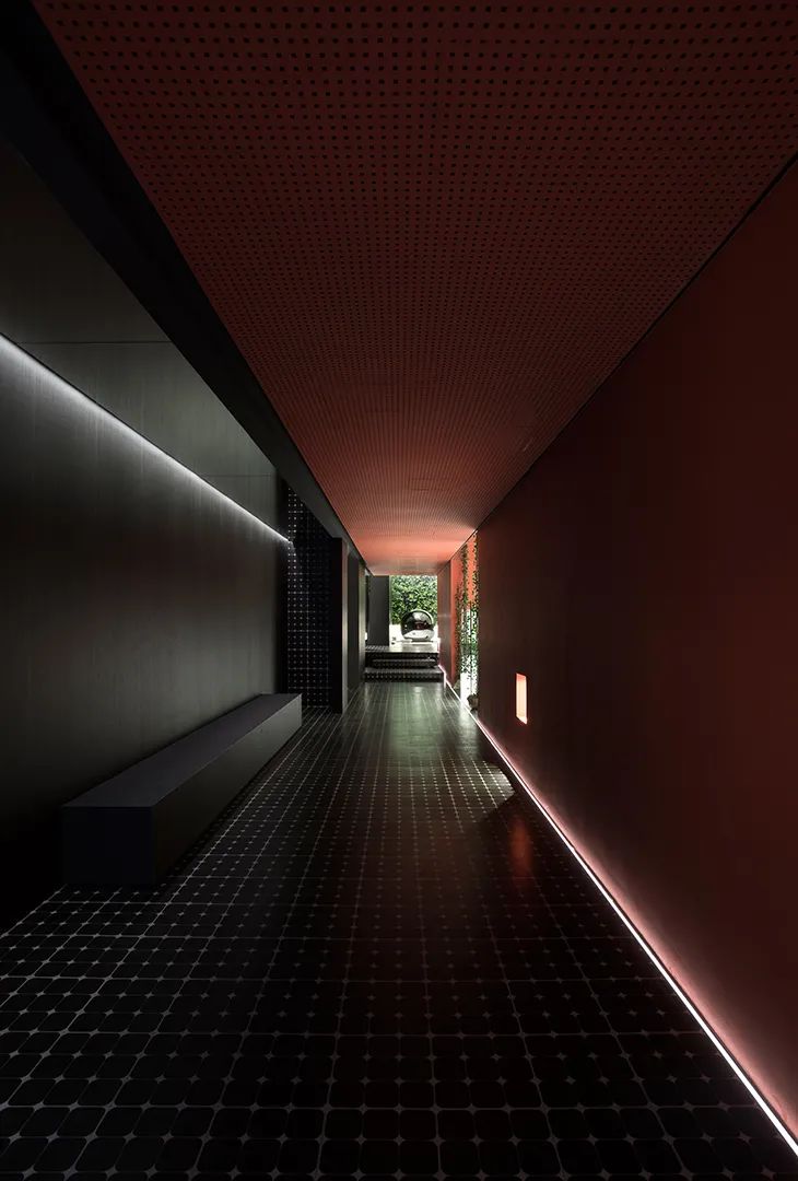 厦门地下餐厅融入天然氧吧,打造轻灵惬意就餐氛围-1