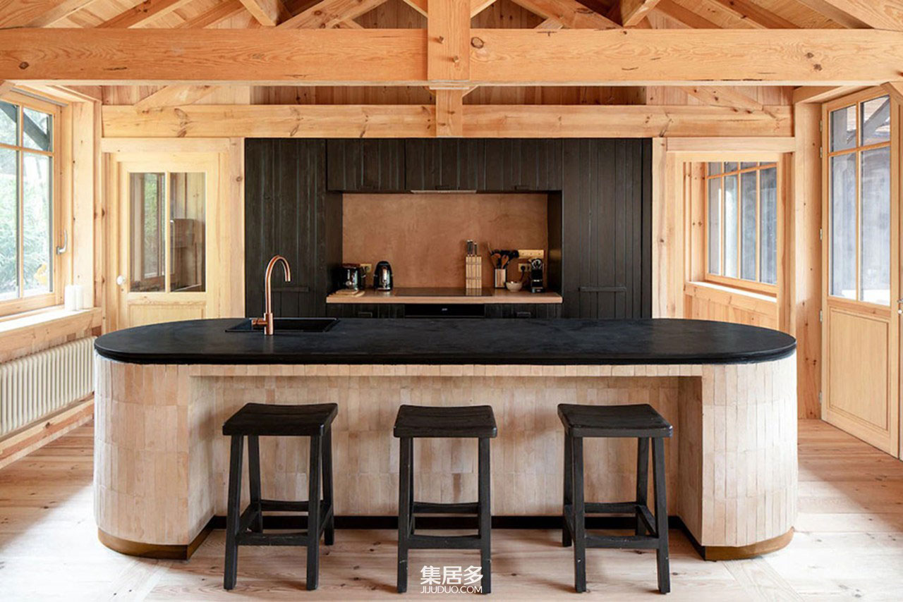 蔚蓝海岸上的木制别墅丨法国-13