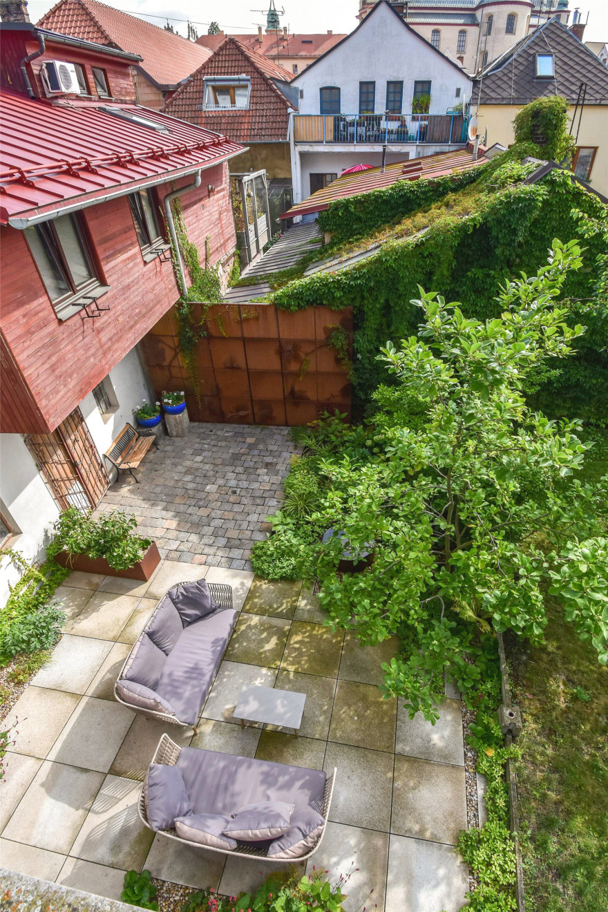 捷克利托米什尔住宅庭院景观丨Atelier Partero-35