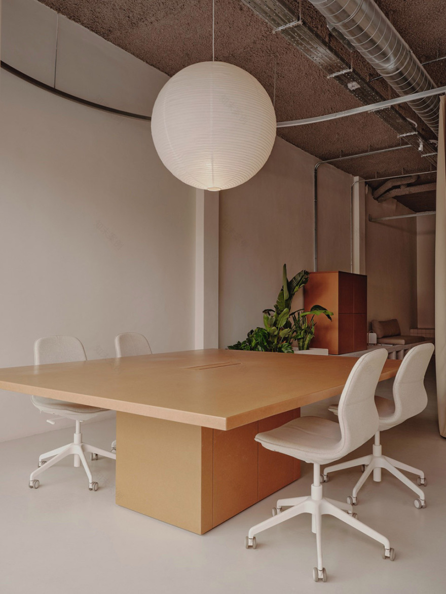 Sornells 21共享工作空间丨西班牙丨T.O.T Studio + Paloma Bau Estudio-34