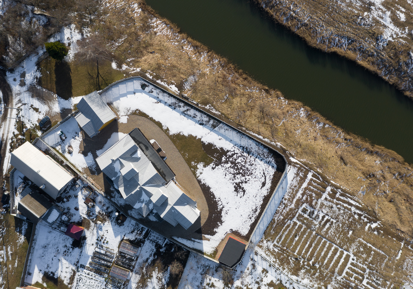 俄国苏兹达尔房地产大厦-7