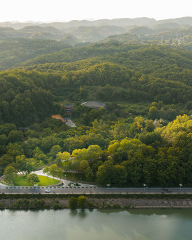 小溪塔森林公园丨中国宜昌丨HID翰地景观