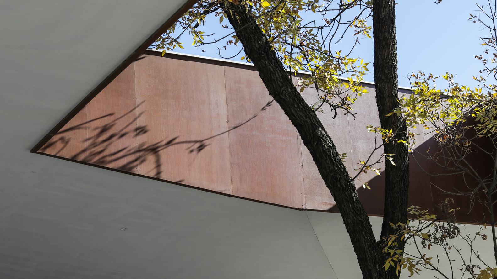 克罗地亚斯拉沃斯基·布罗德位巴士总站丨桑格勒+AVP 建筑师事务所-24