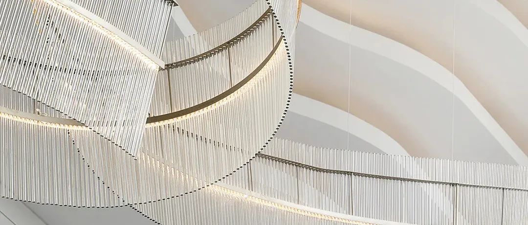 青岛协信天骄观澜售楼处 | 水光韵律的简奢空间-55