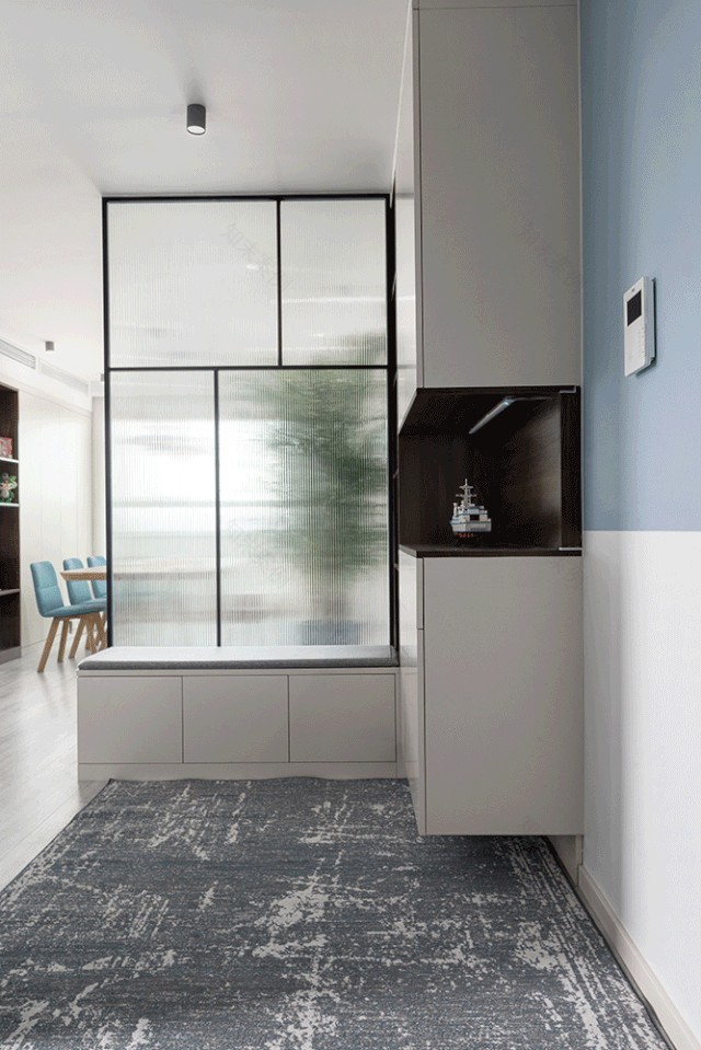 120 平现代简约三口之家,儿童房空间利用高-0