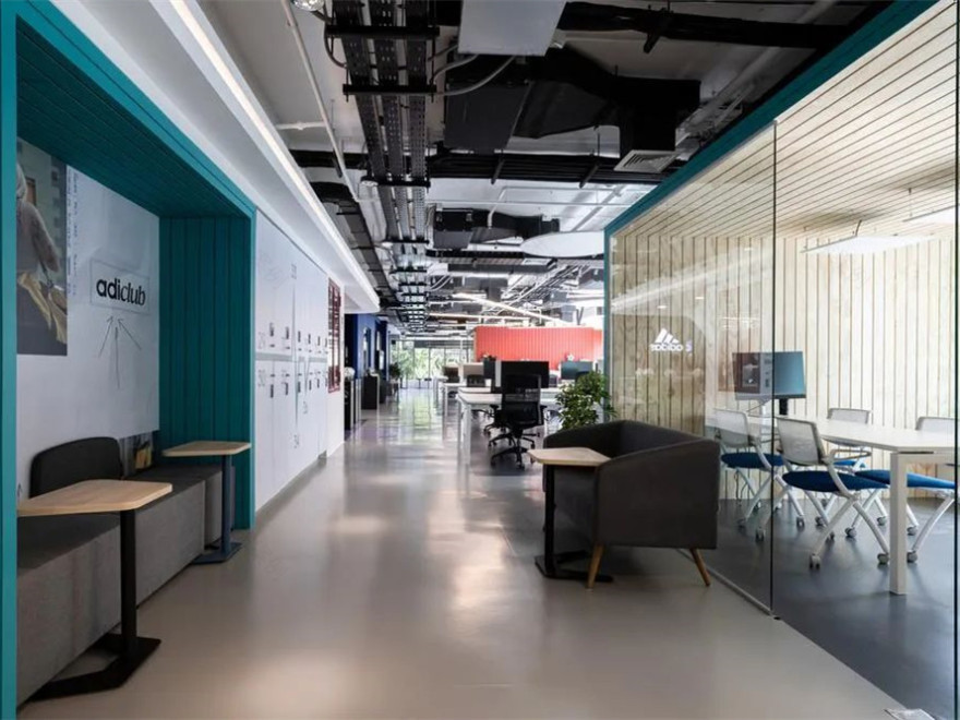 智利 Adidas 阿迪达斯办公空间丨智利圣地亚哥丨BAUER projects 设计团队-2
