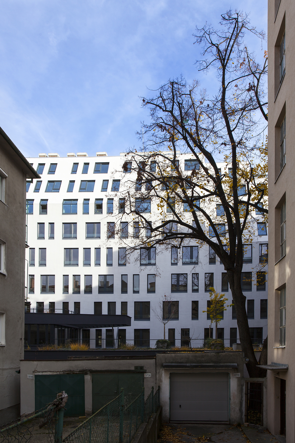 商业花园ŠtefáNikova-31