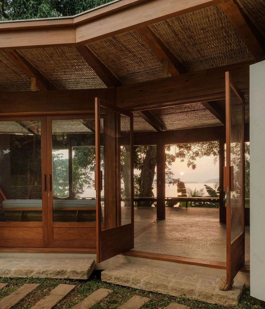 Praia da Figueira设计|循日之迹,栖木而生住宅丨巴西里约热内卢丨Estúdio Lava-3