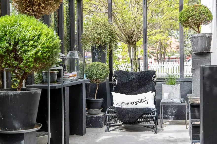 简约禅意,混凝土与和风庭院的完美结合-22