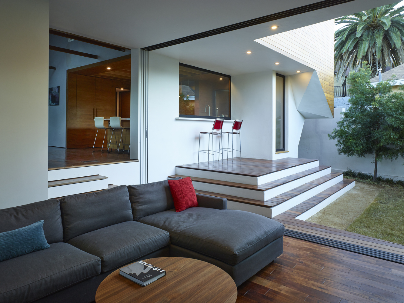 拥挤物业的逆袭 | 生活/工作综合体设计与改造-26