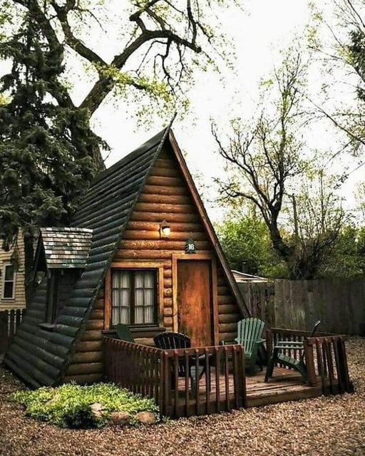 现代且经济实惠的A字框架房屋设计-31