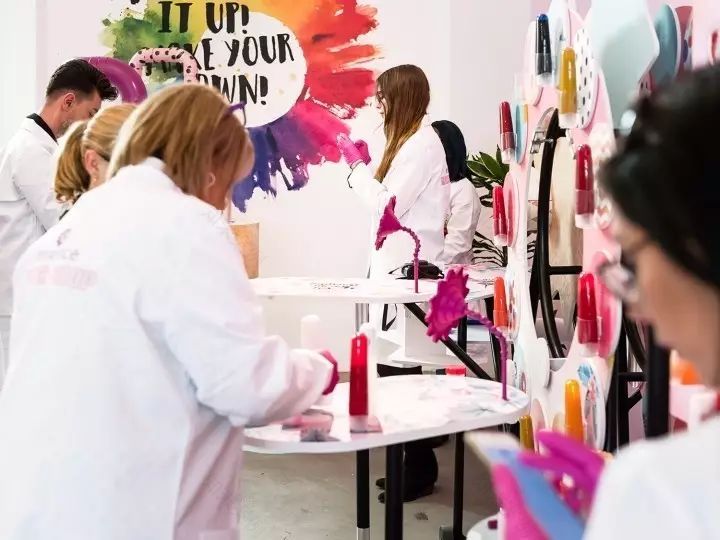 【111期】6月12日 另类的店铺创意设计,国内不多见-14