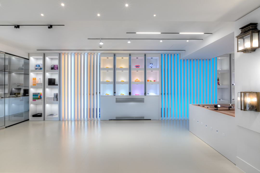 金比例集体建筑 · 灯光展示空间-37