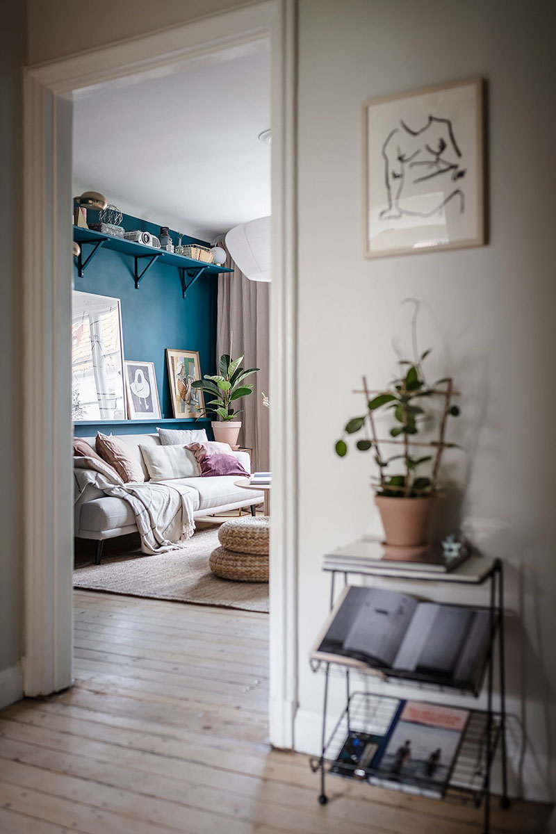 哥德堡大胆蓝色公寓,充满装饰的 65 平米空间-19