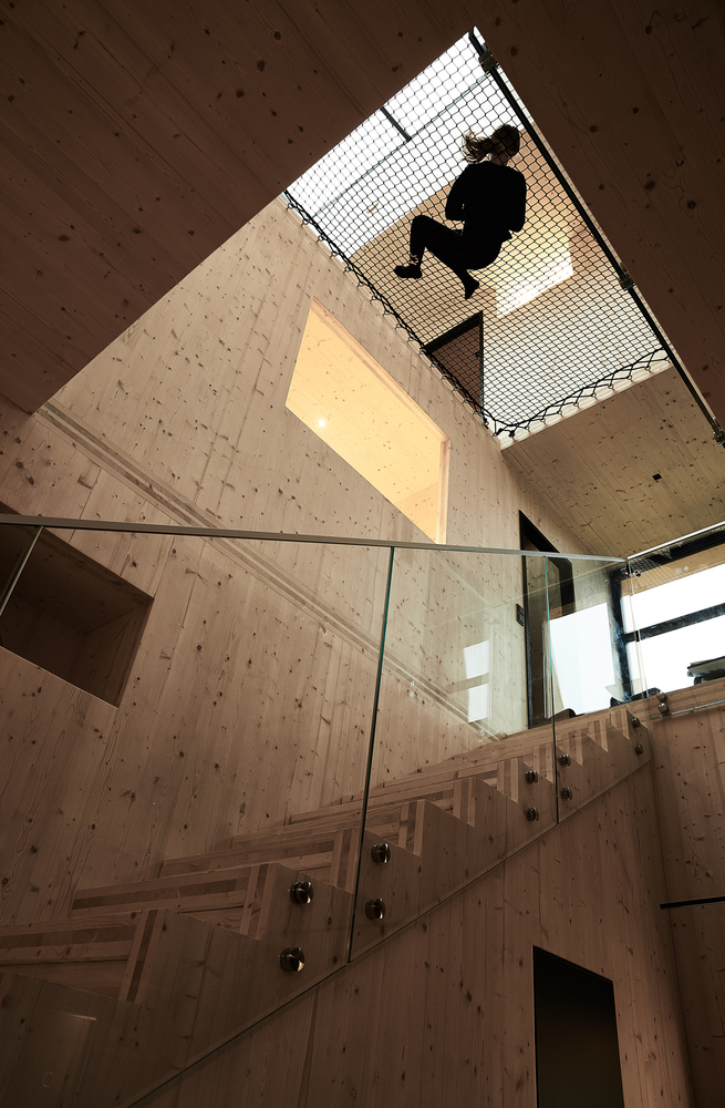 芬兰“陨石”住宅丨芬兰拉赫蒂丨Ateljé Sotamaa-49