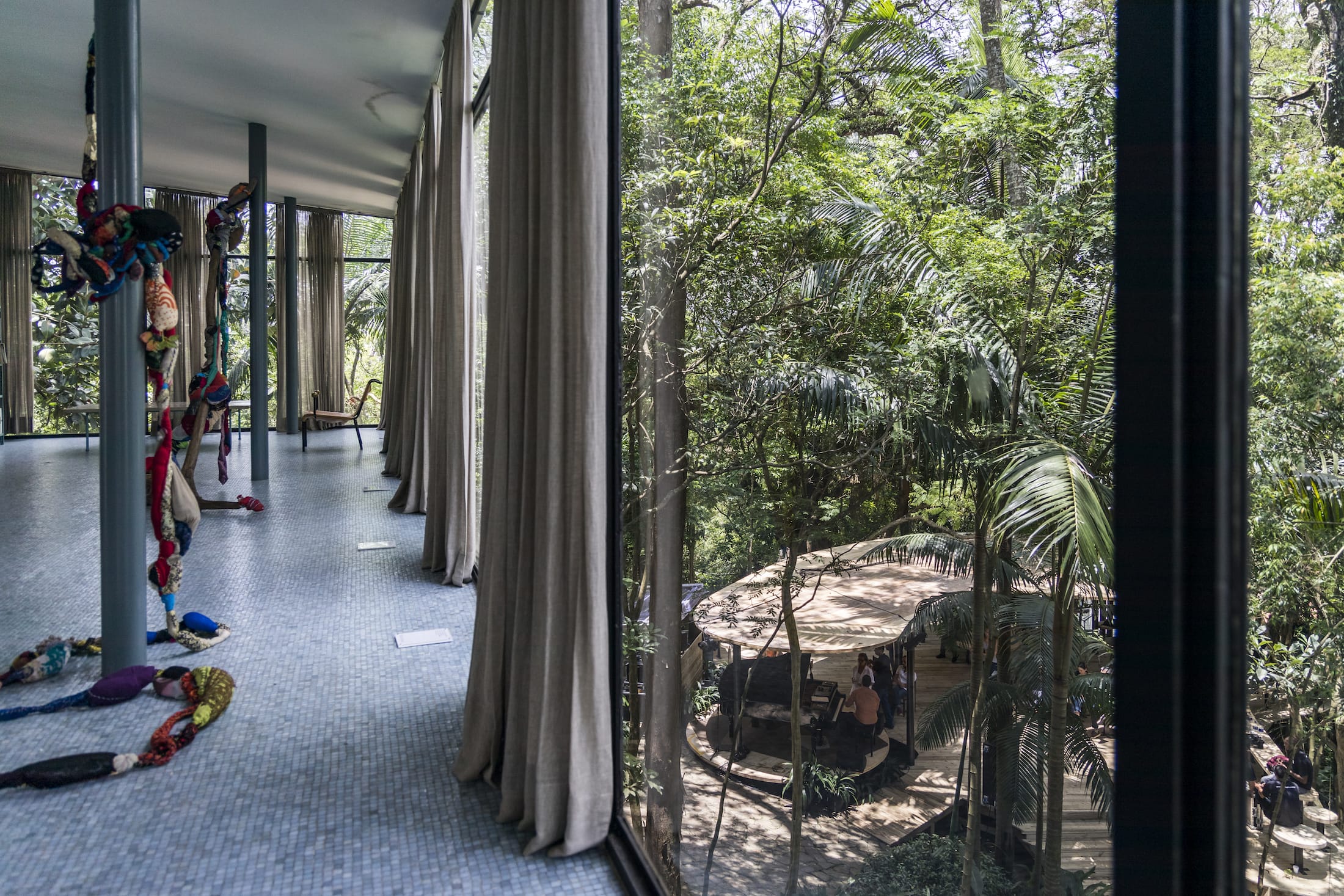 Casa de Vidro 花园中的夏亭丨巴西丨RADDAR Archiecture-18