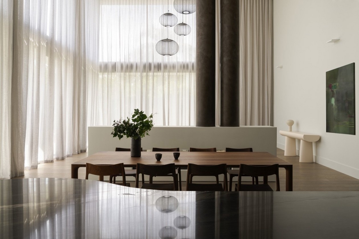 MAEK丨极简挑空别墅-10