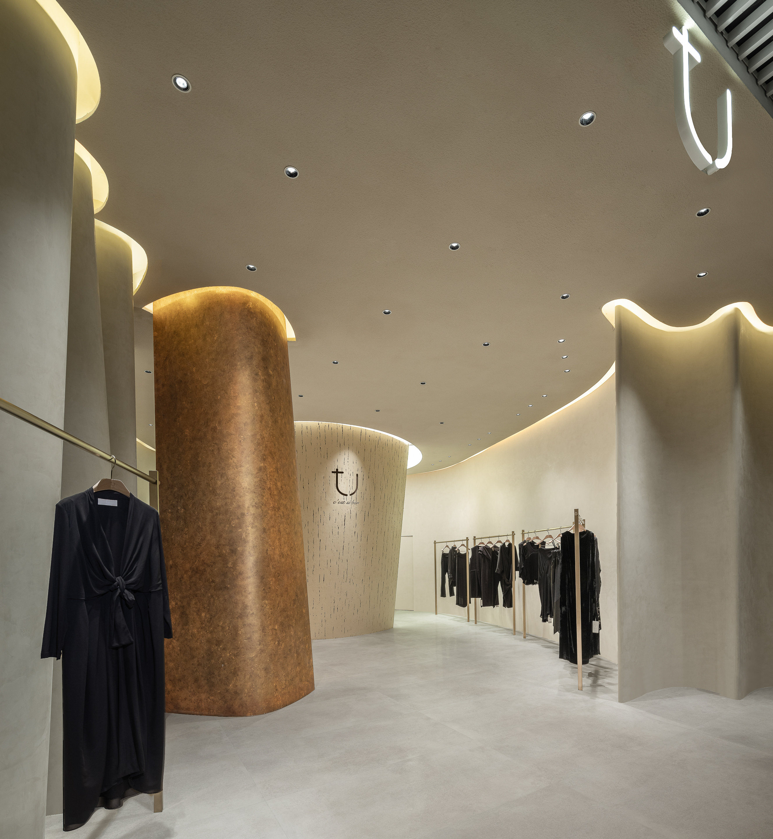 TU 晶耀前滩店丨中国上海丨弹性工作室-6