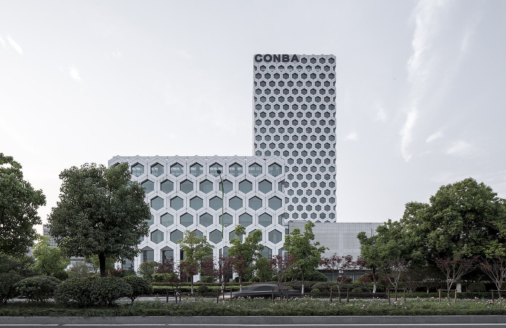 杭州康恩贝生物科技产业发展基地 / 浙江中设工程设计有限公司-7