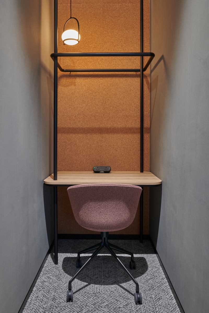 奥利弗怀曼阿布扎比办公室丨阿联酋阿布扎比丨Roar-21