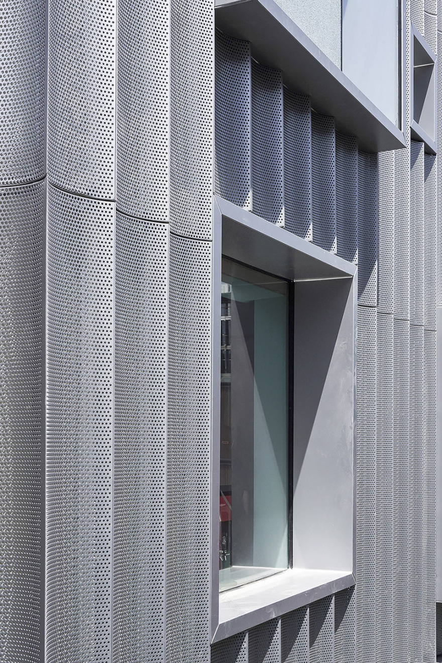 回赠街道以场所 北京三里屯太古里沿街建筑幕墙与公共空间更新丨中国北京丨moss.architects-32