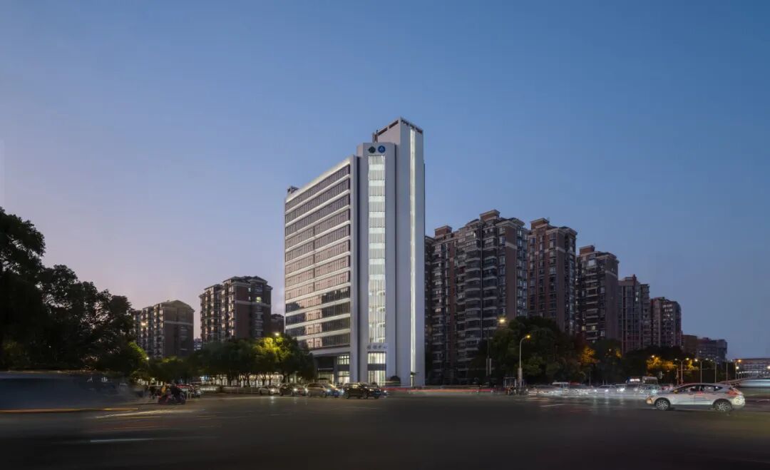 上海长宁区领创中心改造（原海益商务大厦）丨中国上海丨杜兹设计（DUTS Design）-16