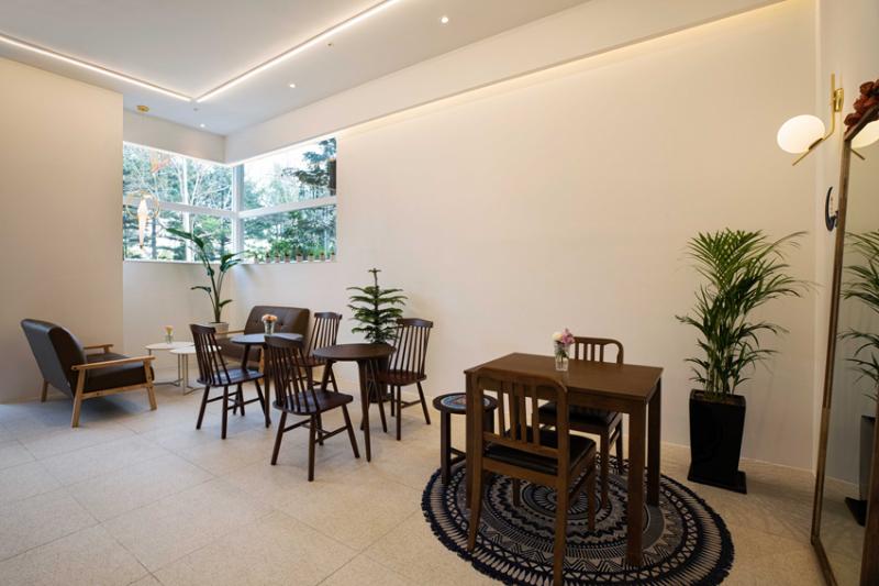 简约风 22 坪咖啡厅设计-6