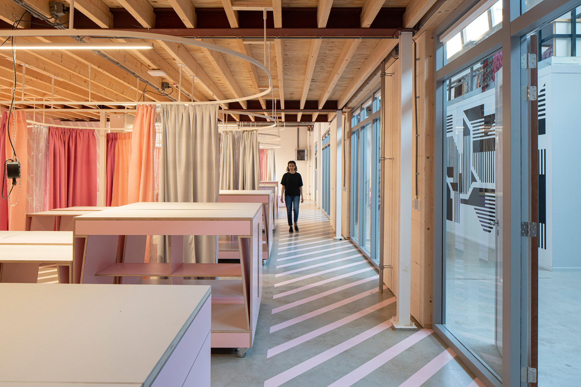 Zadkine Fashion Learning Workshop / Krill-Office for Resilient Cities and Architecture-15