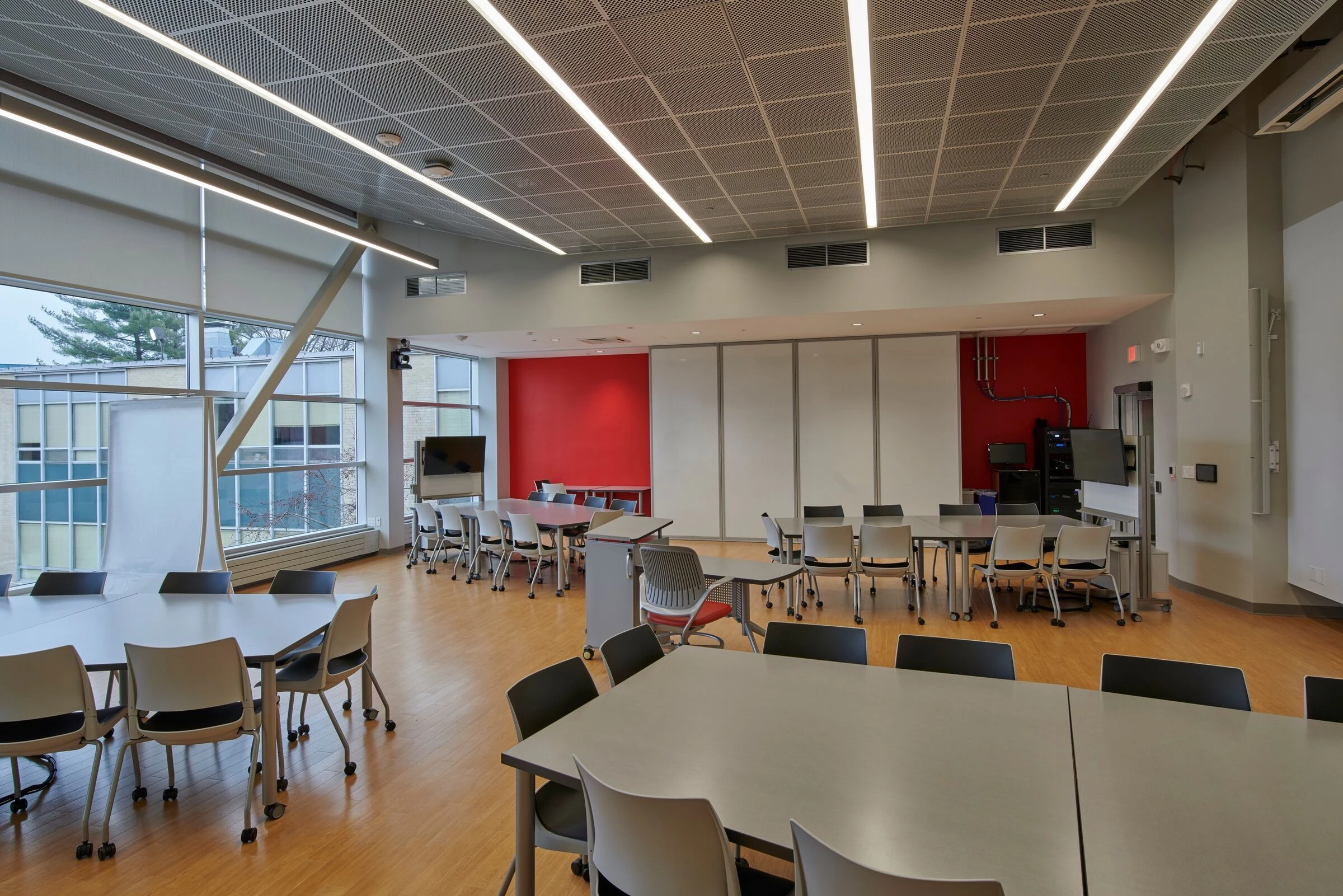 Anheuser-Busch Academic Center-14