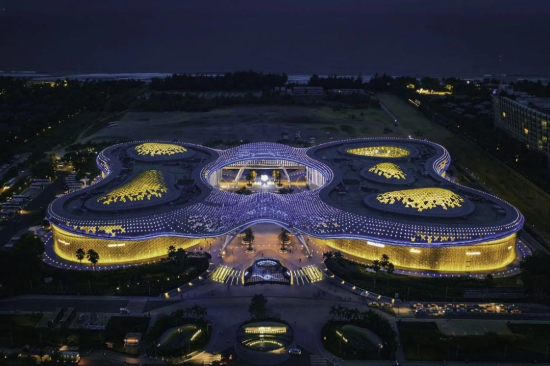 三亚国际免税城酒店项目全面结构封顶，海南再添一座新地标-22