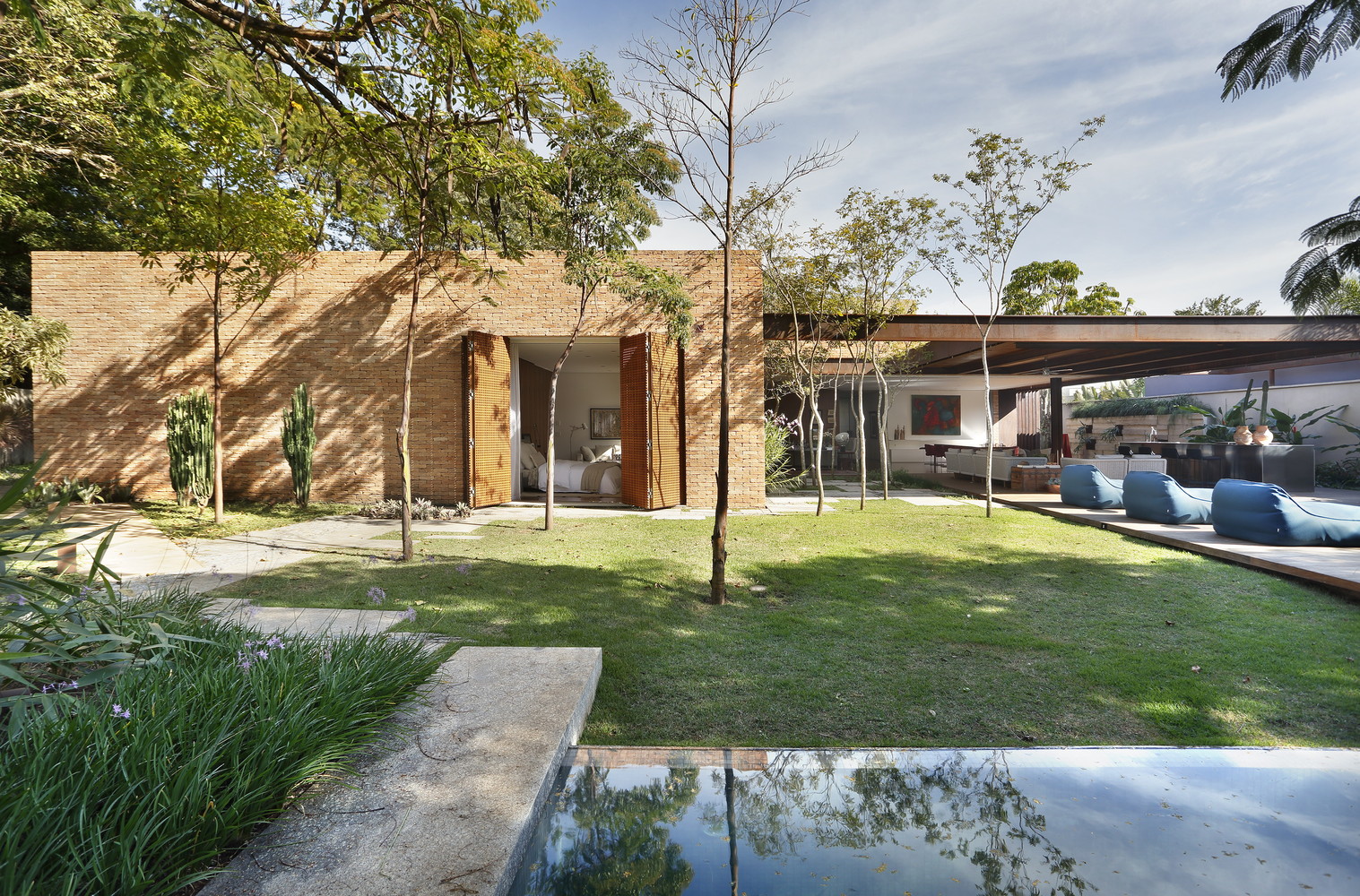 巴西 Bourgainvile 2 House · 家庭共享的现代空间-28