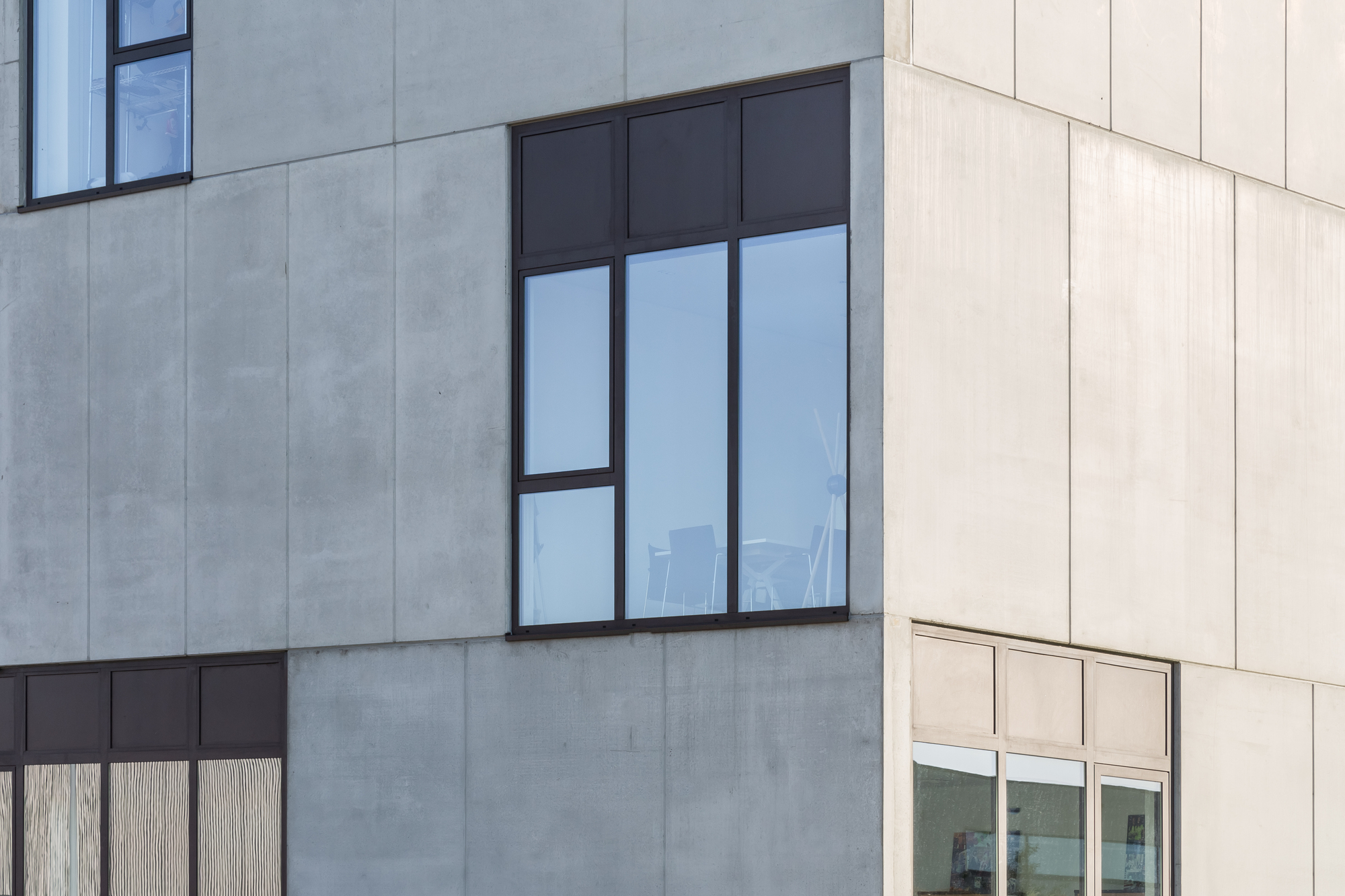 比利时 2perfection 总部办公建筑 | 功能与美学的完美融合-13