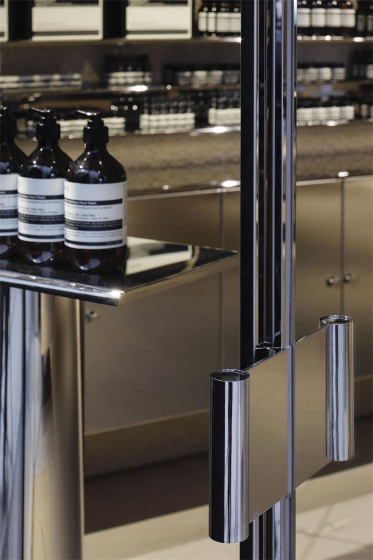 日本新宿Aesop护肤品店设计丨戈者设计-20