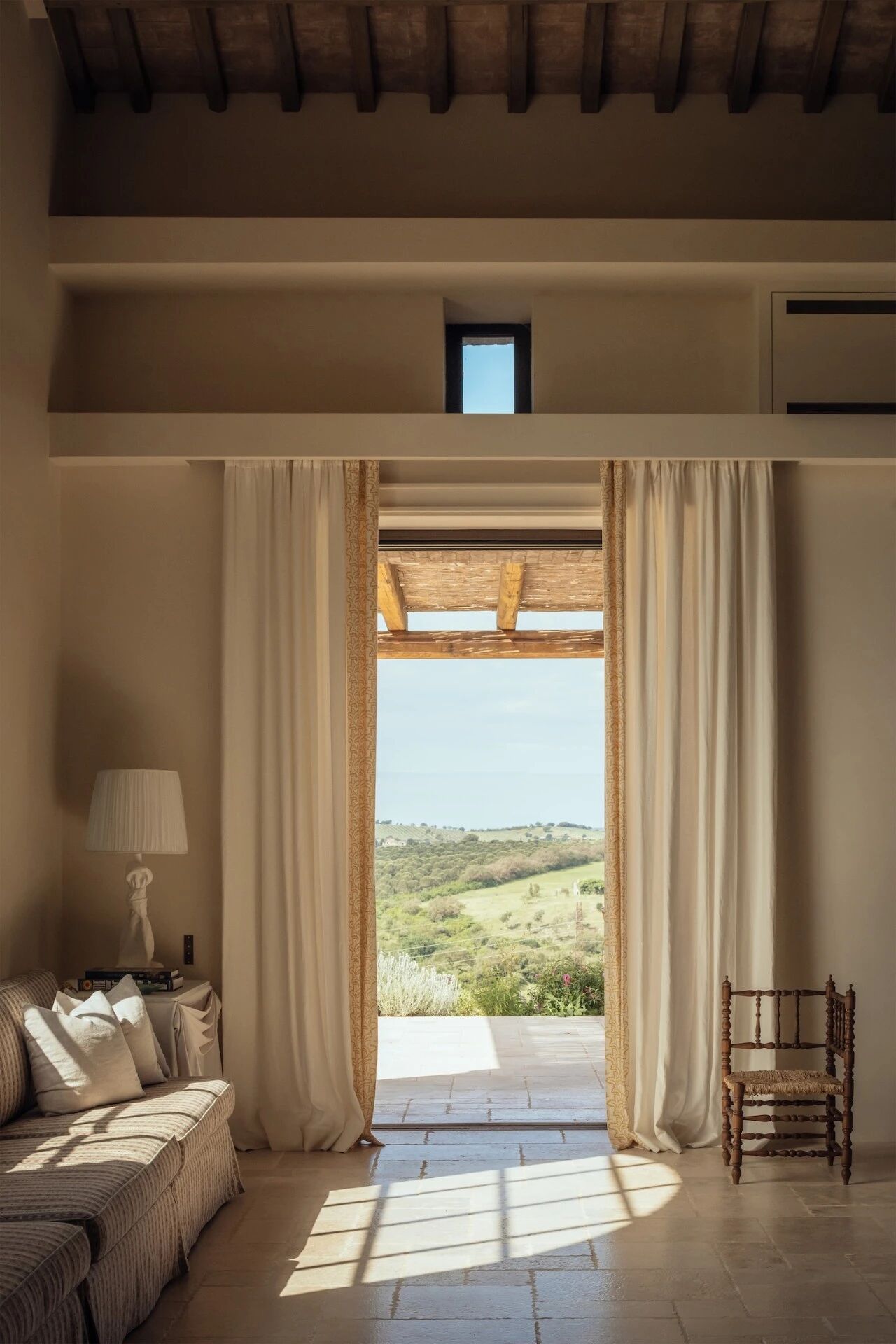 意大利托斯卡纳的极简主义住宅设计（埃尔科利纳庄园）丨McLean Quinlan-6