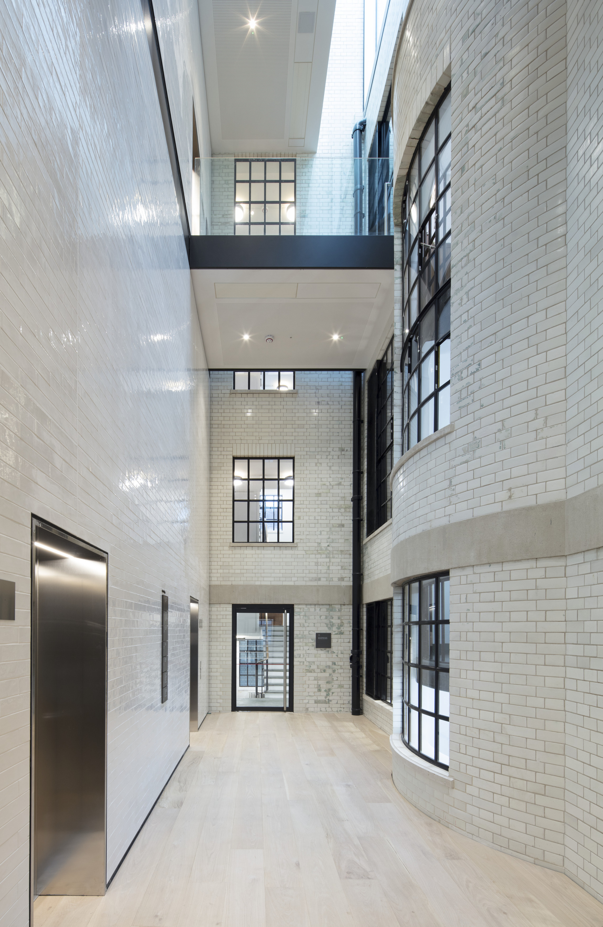 伦敦商学院 Sammy Ofer 中心,旧市政厅的现代新生-22