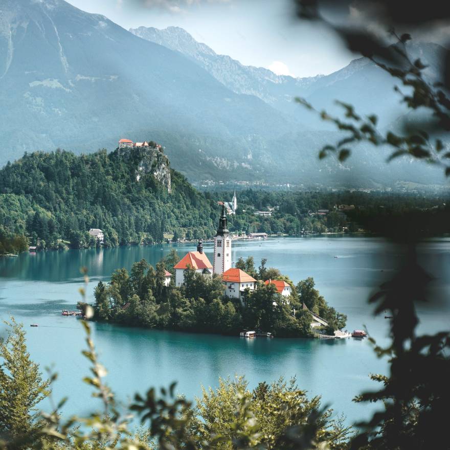 梦幻般的小镇 | 全球最美 50 个小镇大盘点-0