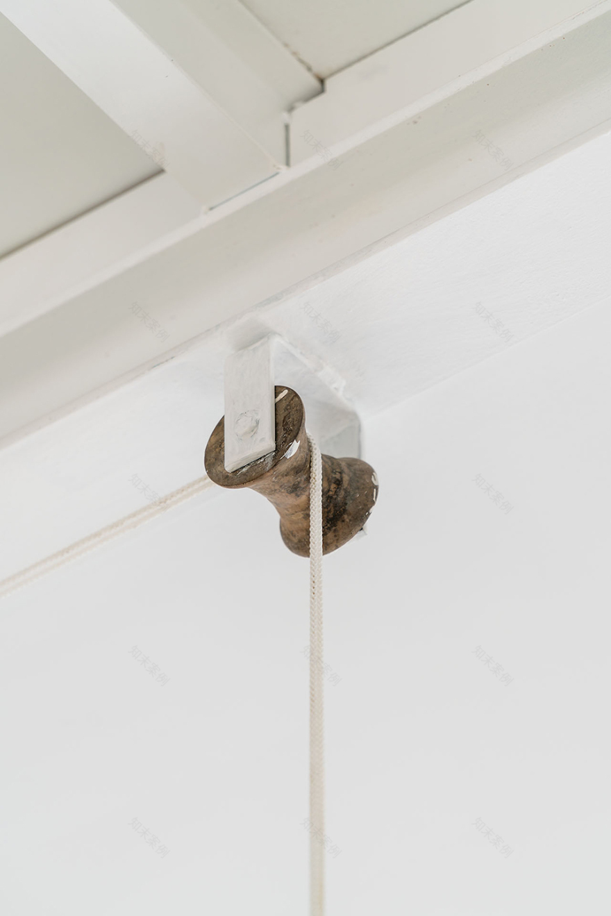 马德里 20 年代排屋翻新,打造多功能艺术家居住空间-25