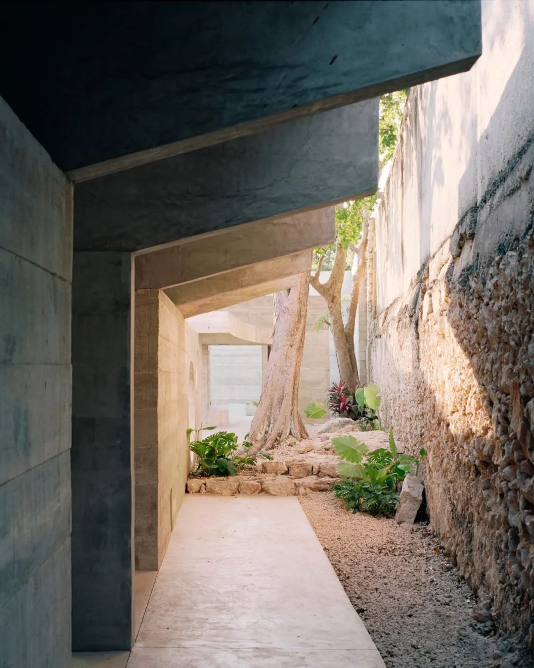 墨西哥建筑事务所 | 颠覆完美,创造想象力的空间-39