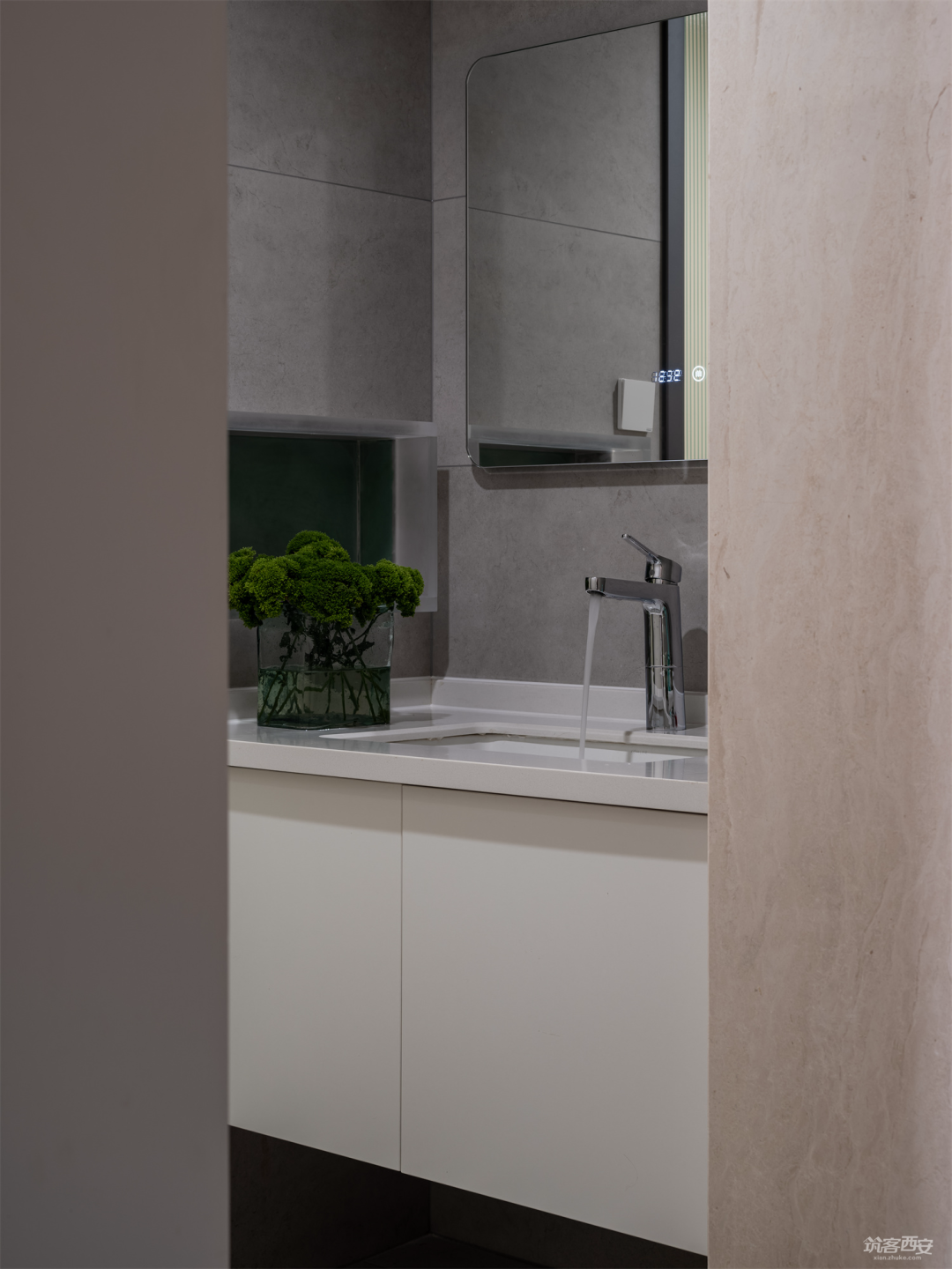 红·惜时惜物 | 刘虎荣的 100 平方米小空间大设计-90