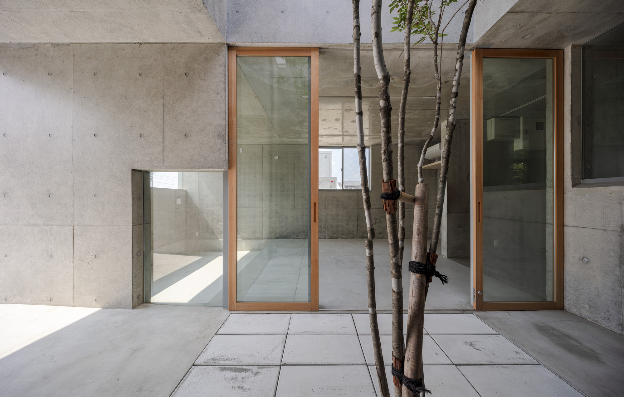 House with Hooked Multi Level Crossing / ihrmk-29